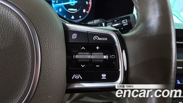 Kia Carnival (IV) Gasoline 9-Seater Hi-Limousine Signature 2023 — фото 17