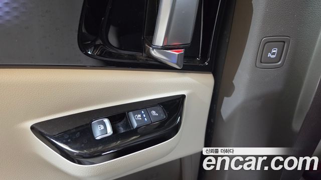 Kia Carnival (IV) Gasoline 9-Seater Hi-Limousine Signature 2023 — фото 42
