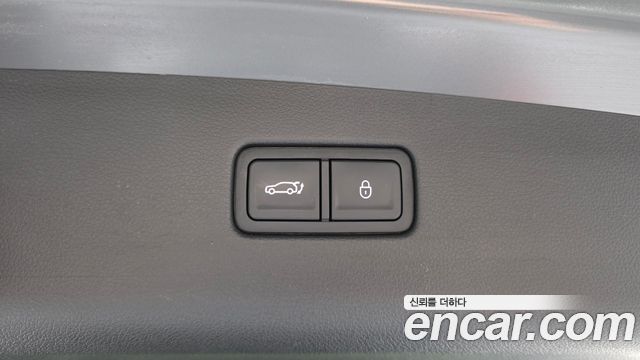 Genesis GV70 2.5T Gasoline AWD 2025 — фото 17