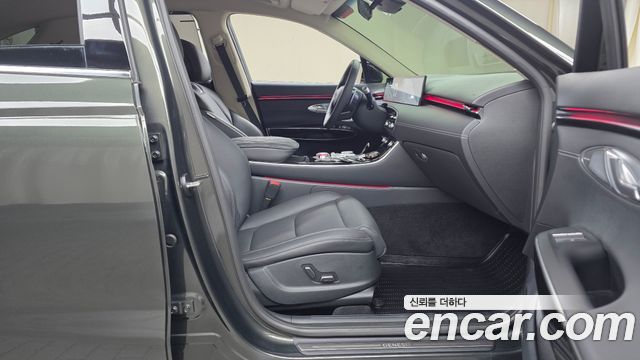 Genesis GV70 2.5T Gasoline AWD 2025 — фото 26