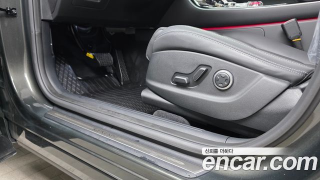 Genesis GV70 2.5T Gasoline AWD 2025 — фото 32