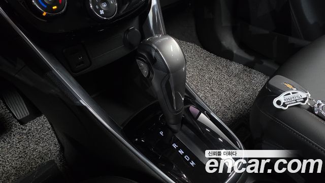 Chevrolet Trax 1.4 Premier 2020 — фото 9