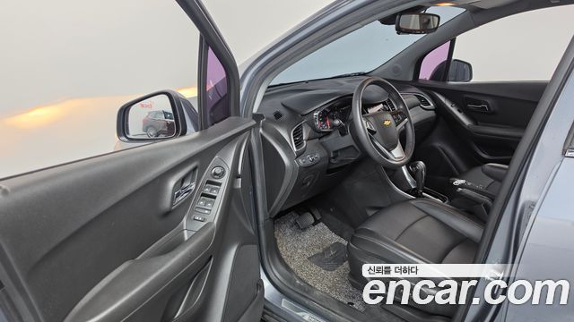 Chevrolet Trax 1.4 Premier 2020 — фото 10