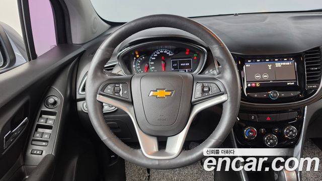 Chevrolet Trax 1.4 Premier 2020 — фото 12
