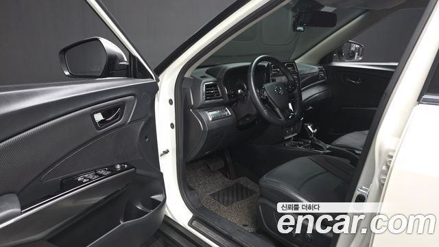 KG Mobility (SsangYong) Very New Tivoli Gasoline 1.5 2WD V5 2020 — фото 10