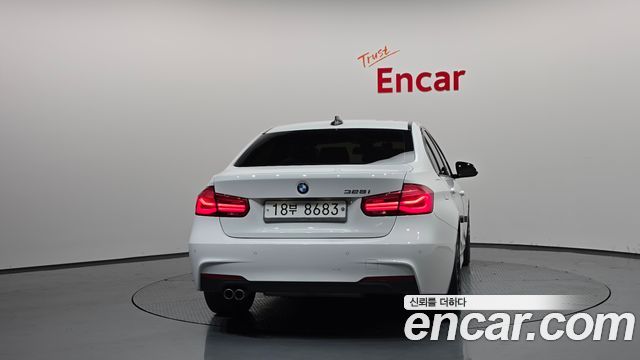 BMW 3 Series (F30) 328i M Sport 2016 — фото 4