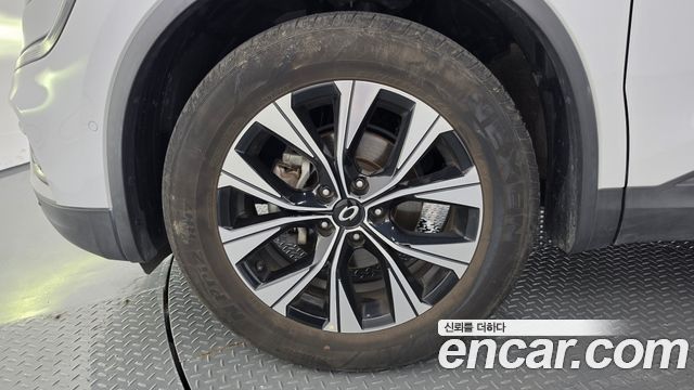 Renault Korea QM6 2.0 LPe LE 2WD 2023 — фото 5