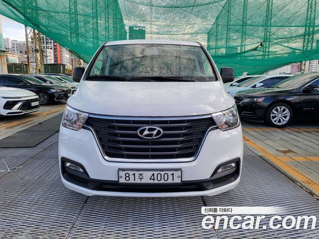 Hyundai Grand Starex Van 3-Seater Smart 2021 — фото 4