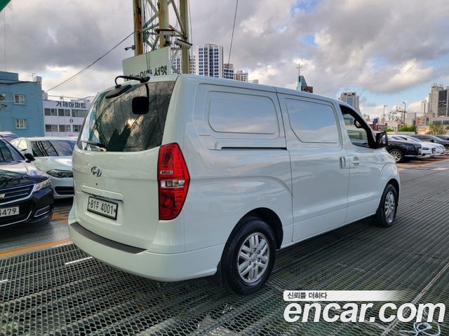 Hyundai Grand Starex Van 3-Seater Smart 2021 — фото 7