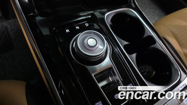 Kia Carnival (IV) Gasoline 9-Seater Signature 2023 — фото 9
