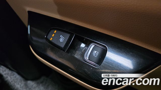 Kia Carnival (IV) Gasoline 9-Seater Signature 2023 — фото 18