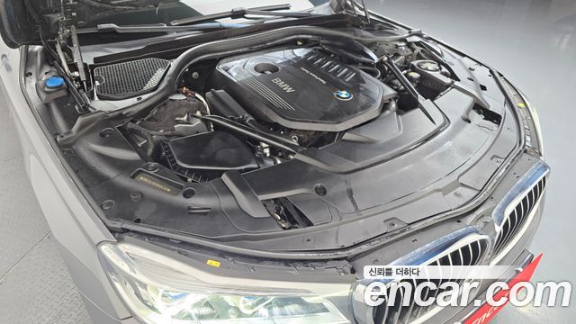 BMW 7 Series (G11) 740Li xDrive M Sport Package 2017 — фото 6
