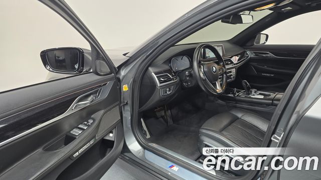 BMW 7 Series (G11) 740Li xDrive M Sport Package 2017 — фото 10