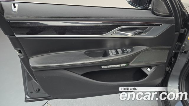 BMW 7 Series (G11) 740Li xDrive M Sport Package 2017 — фото 30