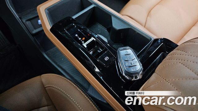 KG Mobility (SsangYong) Torres Gasoline 1.5 2WD Black Edge 2026 — фото 9