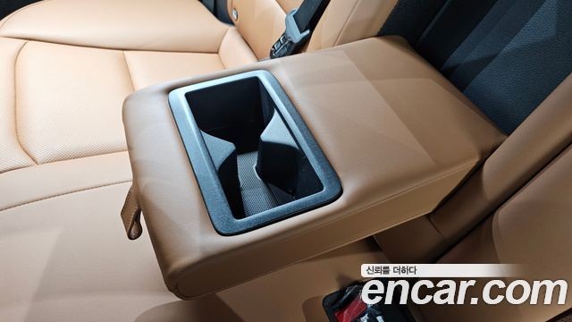 KG Mobility (SsangYong) Torres Gasoline 1.5 2WD Black Edge 2026 — фото 31