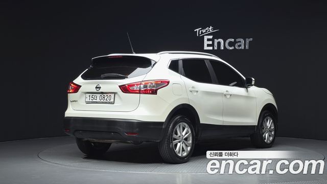 Nissan Qashqai (II) 1.6 SL 2016 — фото 2