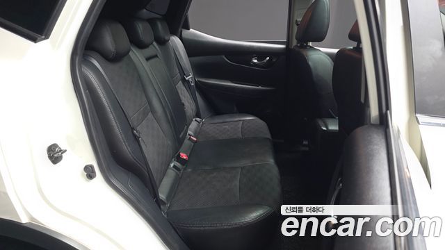 Nissan Qashqai (II) 1.6 SL 2016 — фото 11
