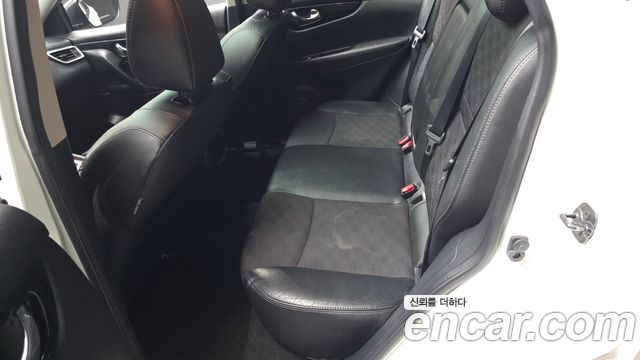 Nissan Qashqai (II) 1.6 SL 2016 — фото 12