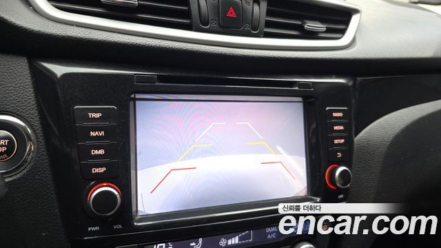 Nissan Qashqai (II) 1.6 SL 2016 — фото 15