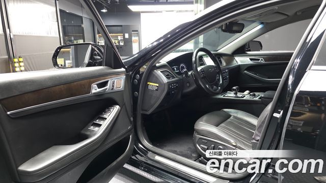 Genesis G80 3.3 GDI AWD Premium Luxury 2017 — фото 10