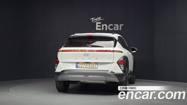 Hyundai Kona Hybrid (SX2) Inspiration 2023 — фото 4