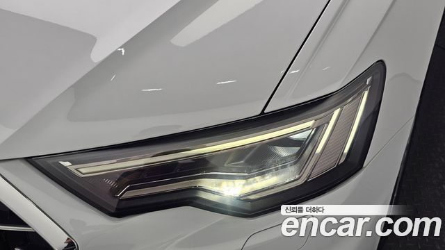 Audi A6 (C8) 45 TFSI Premium 2021 — фото 22