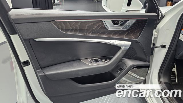 Audi A6 (C8) 45 TFSI Premium 2021 — фото 24