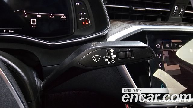 Audi A6 (C8) 45 TFSI Premium 2021 — фото 27