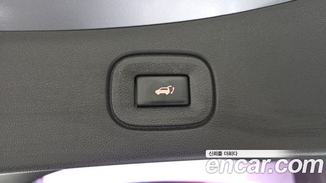 Renault Korea QM6 2.0 LPe RE Signature 2WD 2020 — фото 19