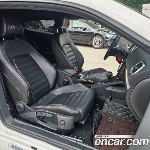 Volkswagen Scirocco 2.0 TDI R-Line 2012 — фото 18