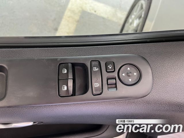 Hyundai Staria Cargo 5-Seater Modern 2022 — фото 22