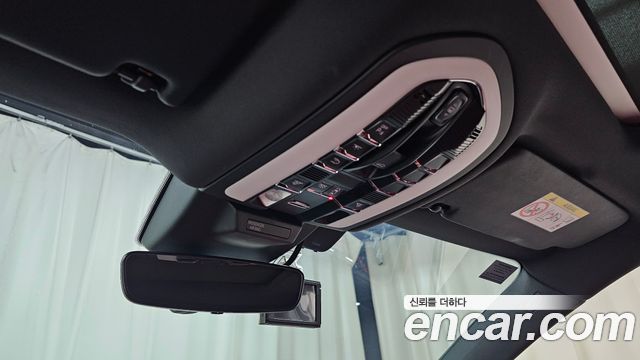 Porsche Macan 2.0 95B 2021 — фото 18