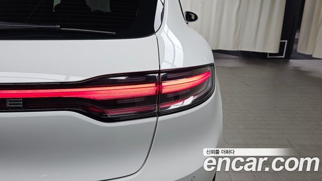 Porsche Macan 2.0 95B 2021 — фото 23