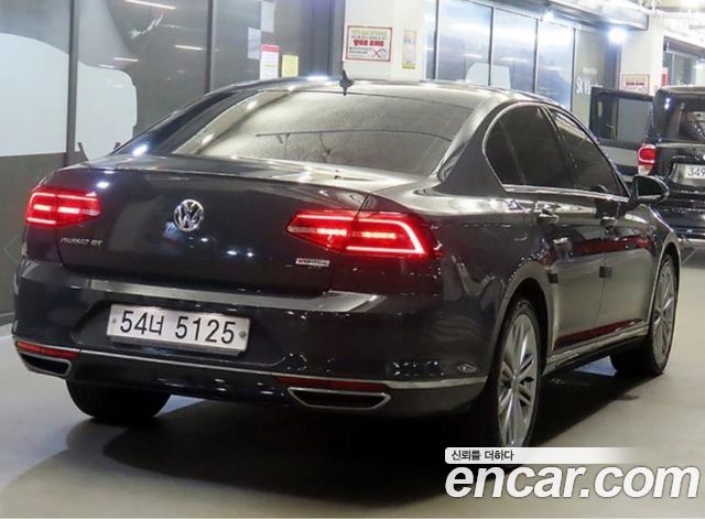 Volkswagen Passat GT (B8) 2.0 TDI 4Motion Prestige 2018 — фото 4