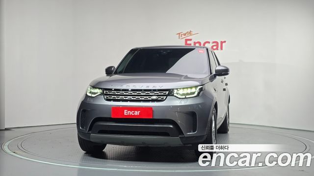 Land Rover Discovery 5 2.0 SD4 SE 2020 — фото 3