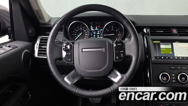 Land Rover Discovery 5 2.0 SD4 SE 2020 — фото 13