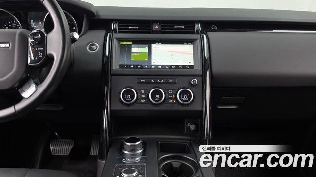 Land Rover Discovery 5 2.0 SD4 SE 2020 — фото 14