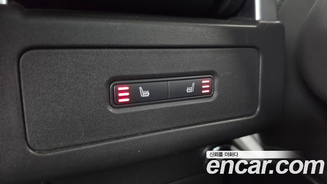 Land Rover Discovery 5 2.0 SD4 SE 2020 — фото 19