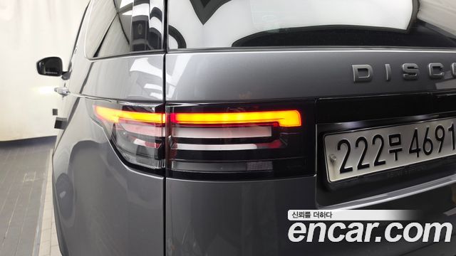 Land Rover Discovery 5 2.0 SD4 SE 2020 — фото 23