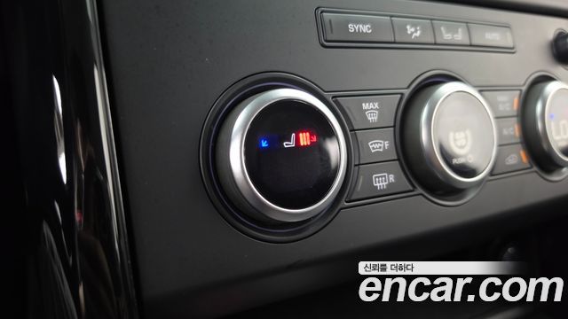 Land Rover Discovery 5 2.0 SD4 SE 2020 — фото 29