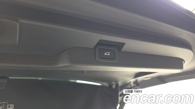 Land Rover Discovery 5 2.0 SD4 SE 2020 — фото 34