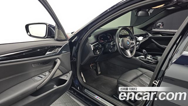 BMW 5 Series (G30) 530i M Sport Package 2023 — фото 10