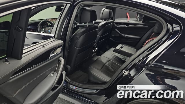 BMW 5 Series (G30) 530i M Sport Package 2023 — фото 12