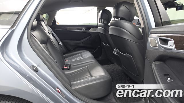 Genesis G80 3.3 GDI Premium Luxury 2017 — фото 12