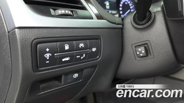 Genesis G80 3.3 GDI Premium Luxury 2017 — фото 16
