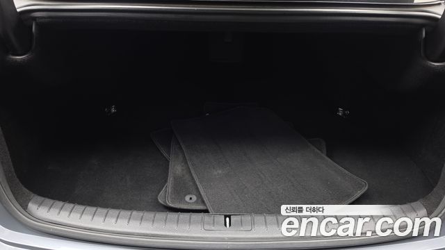 Genesis G80 3.3 GDI Premium Luxury 2017 — фото 20