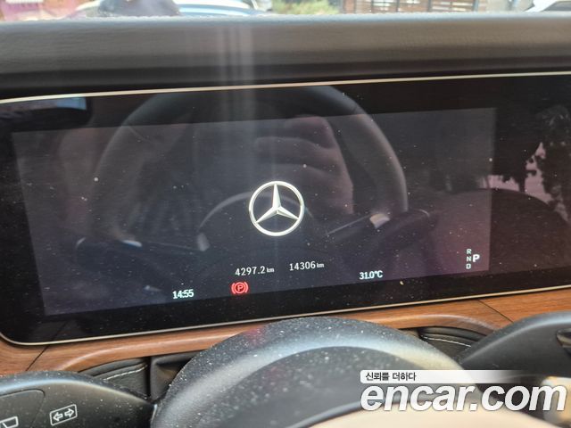 Mercedes-Benz G-Class (W465) G450d 2025 — фото 8