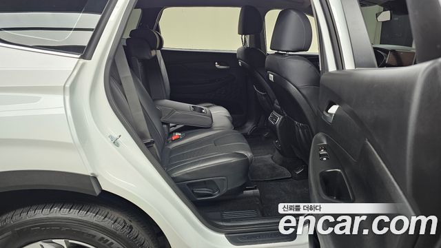 Hyundai Santa Fe Diesel 2.2 4WD Exclusive 2023 — фото 11