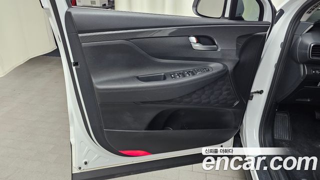 Hyundai Santa Fe Diesel 2.2 4WD Exclusive 2023 — фото 24